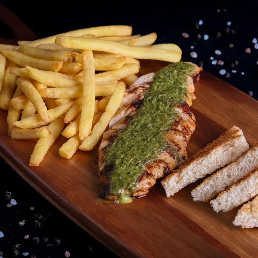 Grilled Chicken with Intercot Sauce